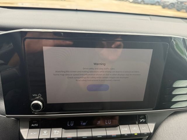 Used 2025 UNDERGROUND Toyota LE image 5