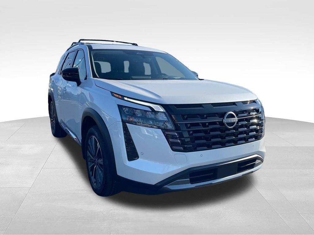 New 2026 Everest White Pearl TriCoat Nissan Platinum image 7