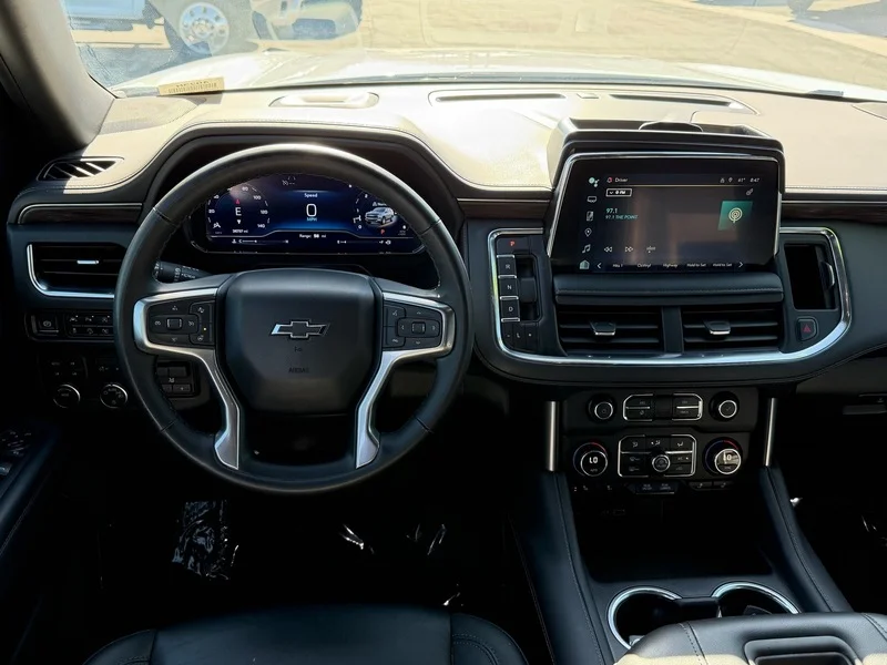 Used 2024 Summit White Chevrolet Z71 image 14