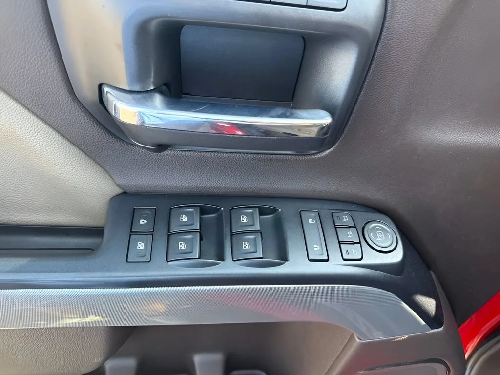 Used 2018 RED HOT Chevrolet LTZ image 26