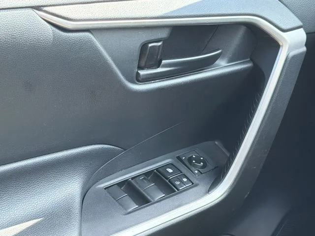 Used 2020 Black Toyota LE image 17
