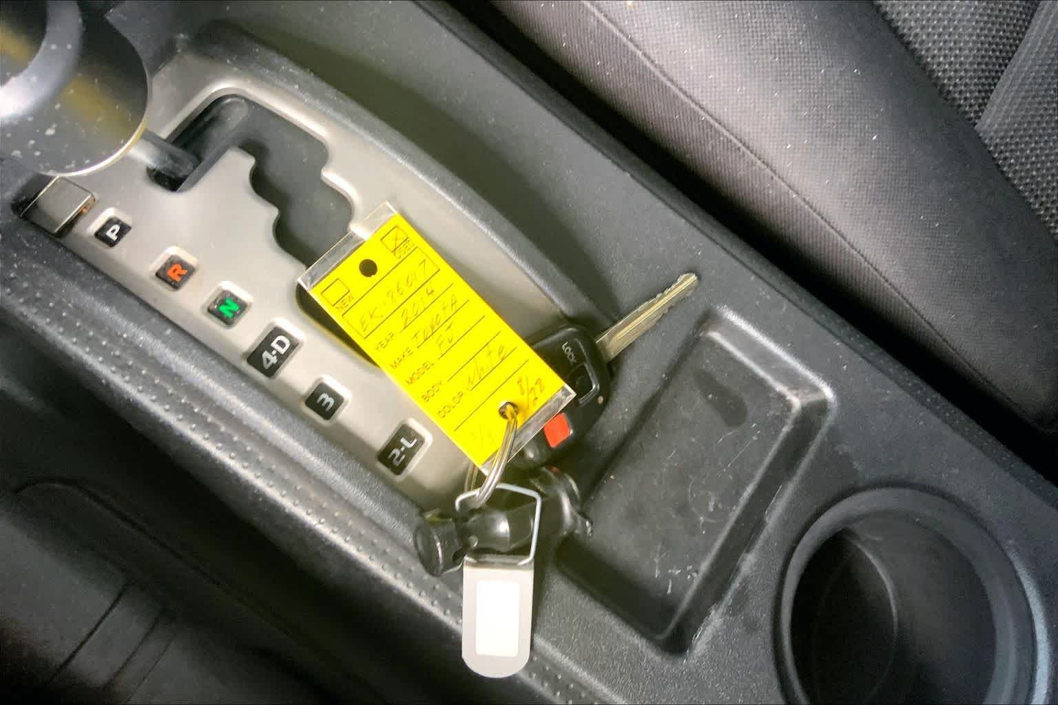 Used 2014 Iceberg Toyota  image 14
