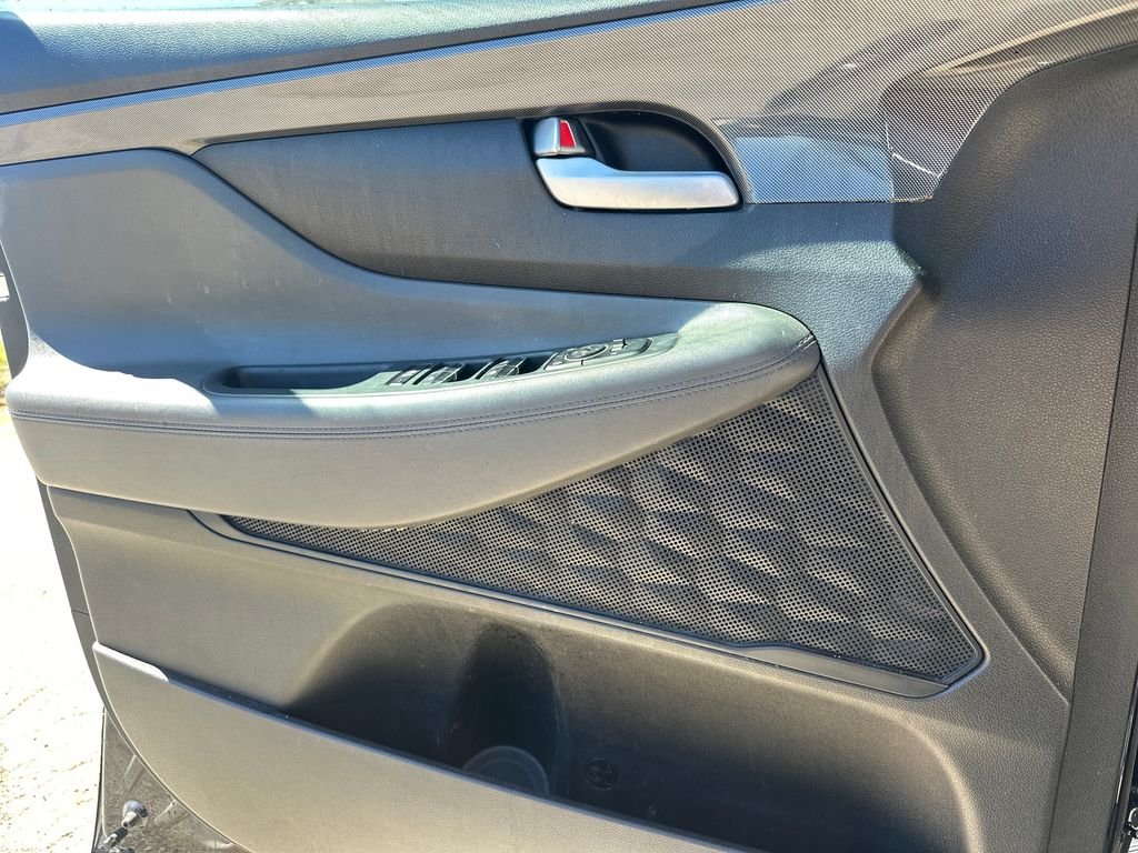 Used 2022 Black Hyundai SEL image 16
