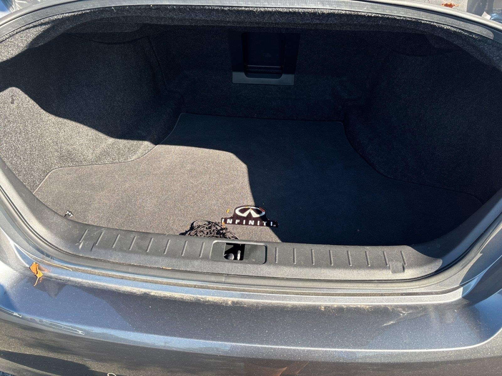 Used 2015 Graphite Shadow INFINITI 3.7 image 36