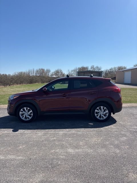 Used 2019 Red Hyundai Value image 3