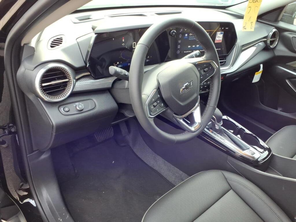 2026 Chevrolet Trax Activ - Photo 8