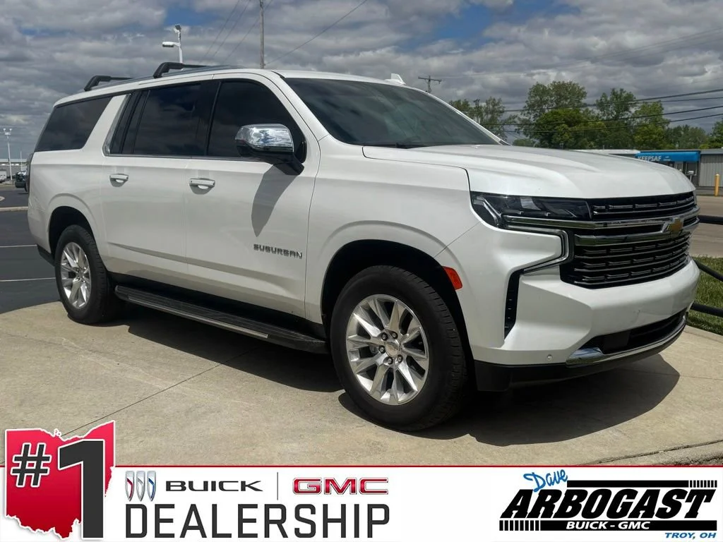 2024 Chevrolet Suburban 4WD 1500 Premier's photo