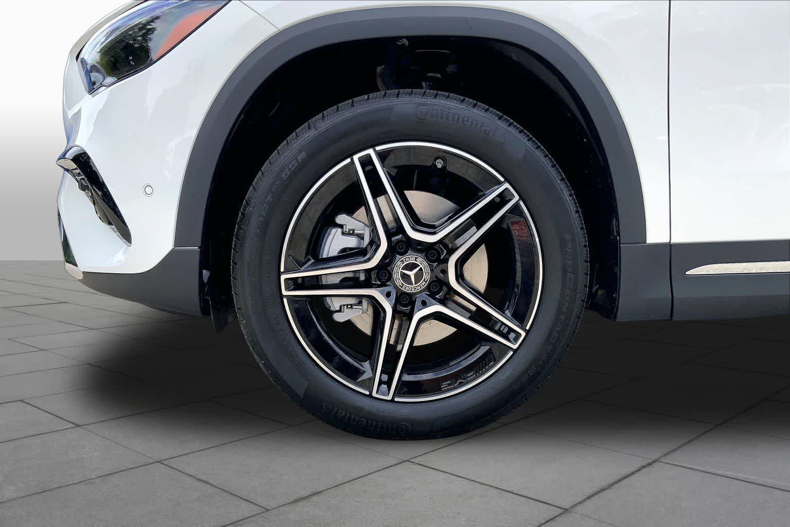 New 2026 Polar White Mercedes-Benz GLA 250 image 15