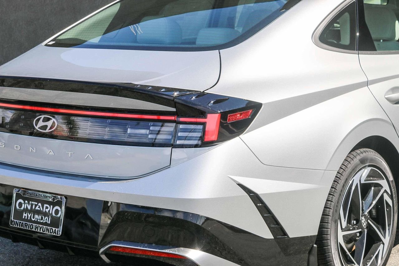 New 2026 Silver Hyundai SEL Sport image 36