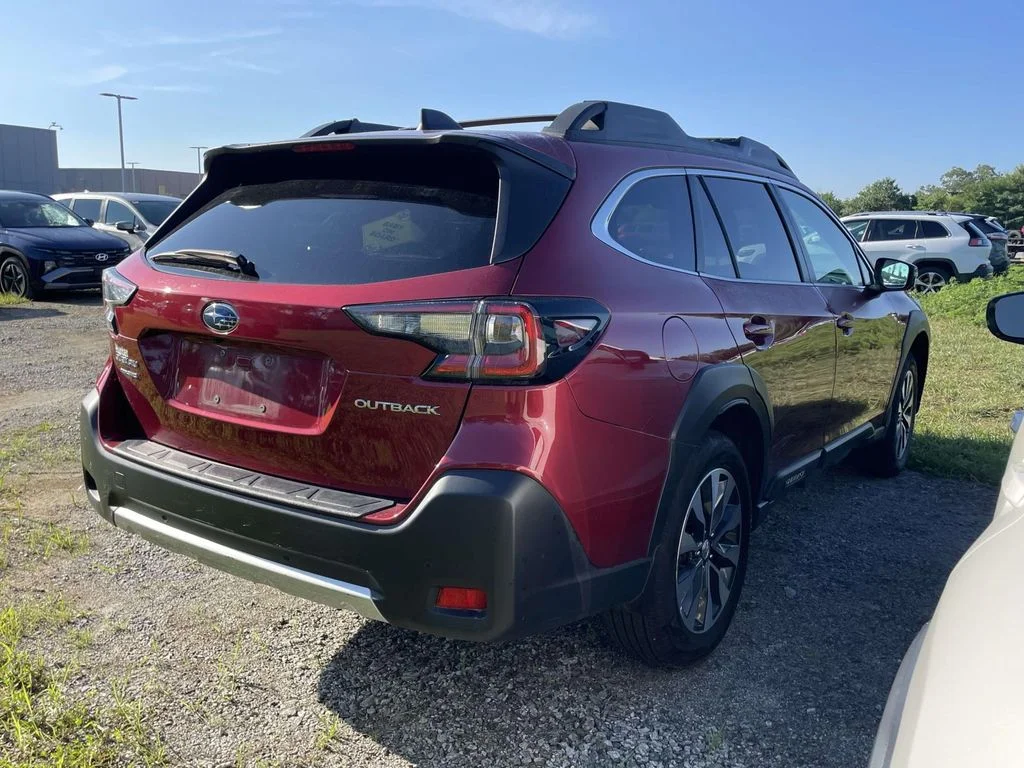 Used 2025 Crimson Red Pearl Subaru Limited image 4