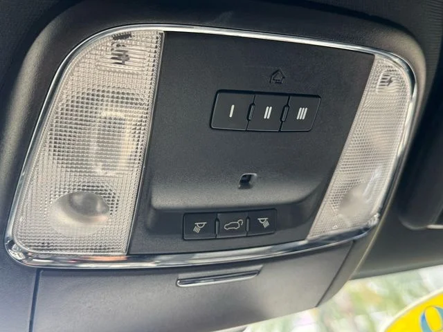 Used 2019 White Jeep Limited image 28