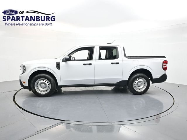 Used 2025 White Ford XL image 4