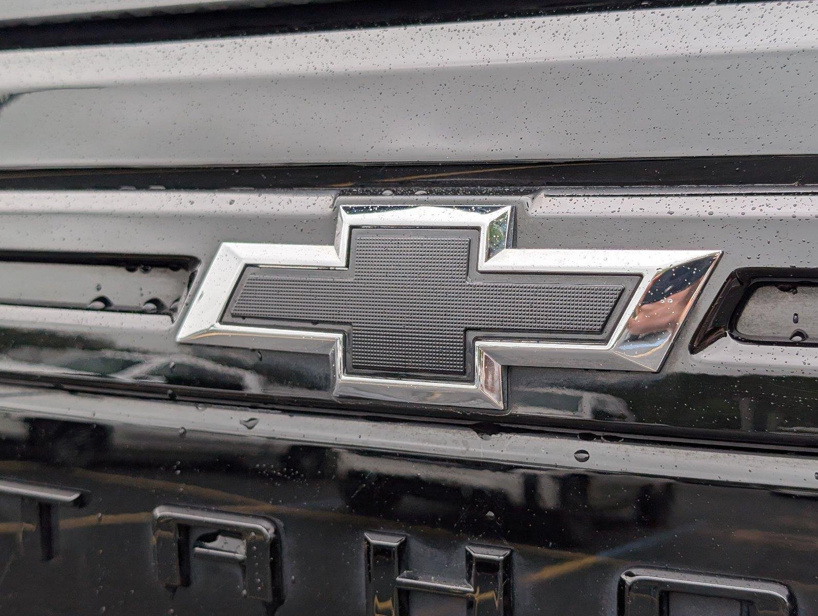 Used 2024 Black Chevrolet Z71 image 6