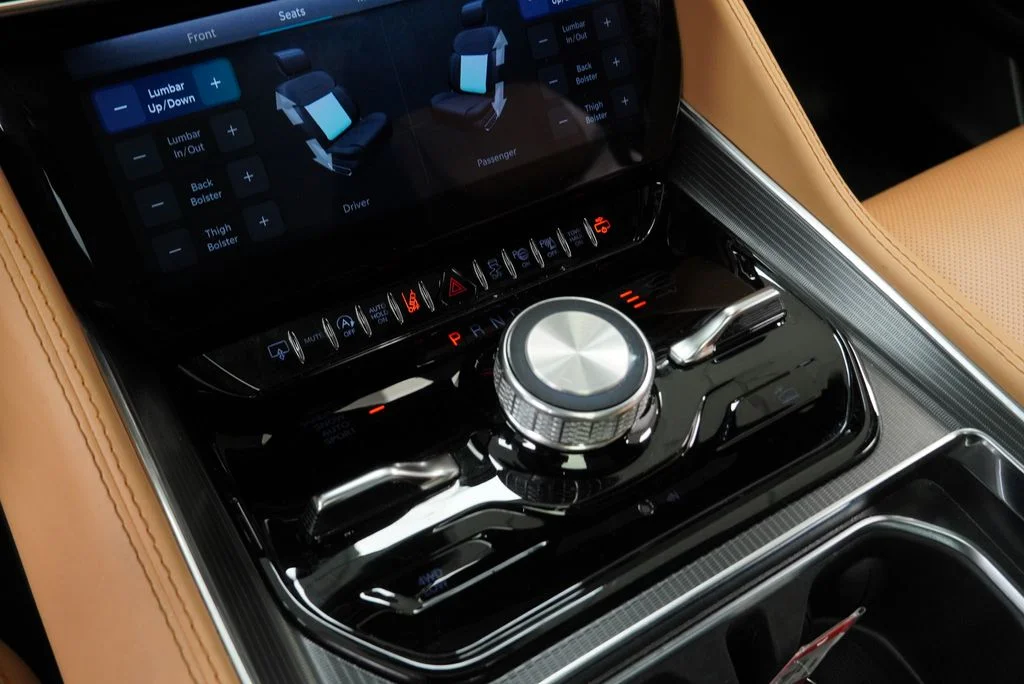 Used 2025 Black Jeep Series III Obsidian image 41