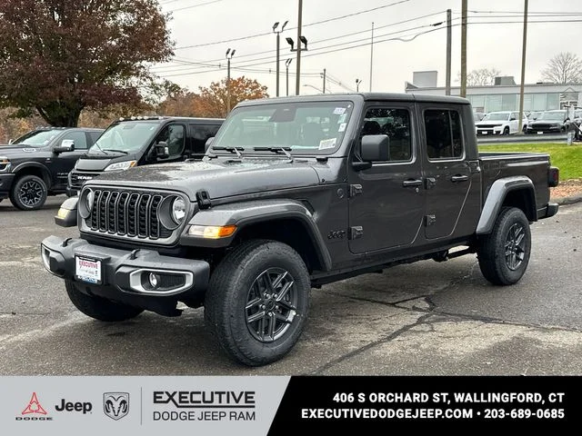 2026 Jeep Gladiator Sport S Auto's photo