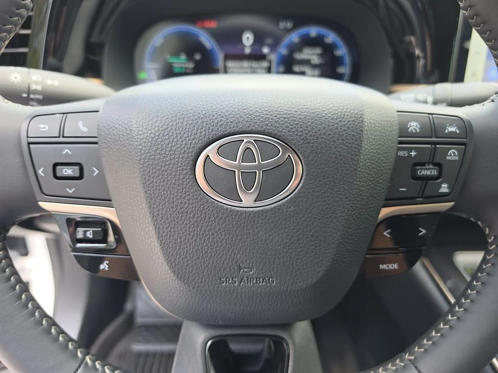 Certified Used 2026 White Toyota XLE image 28