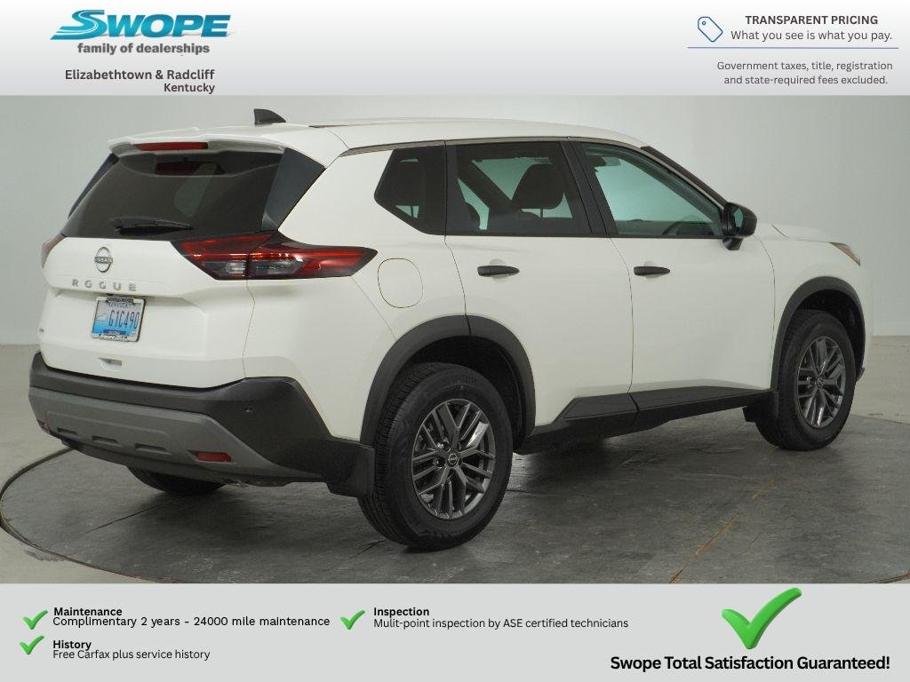 Used 2023 Glacier White Nissan S image 4