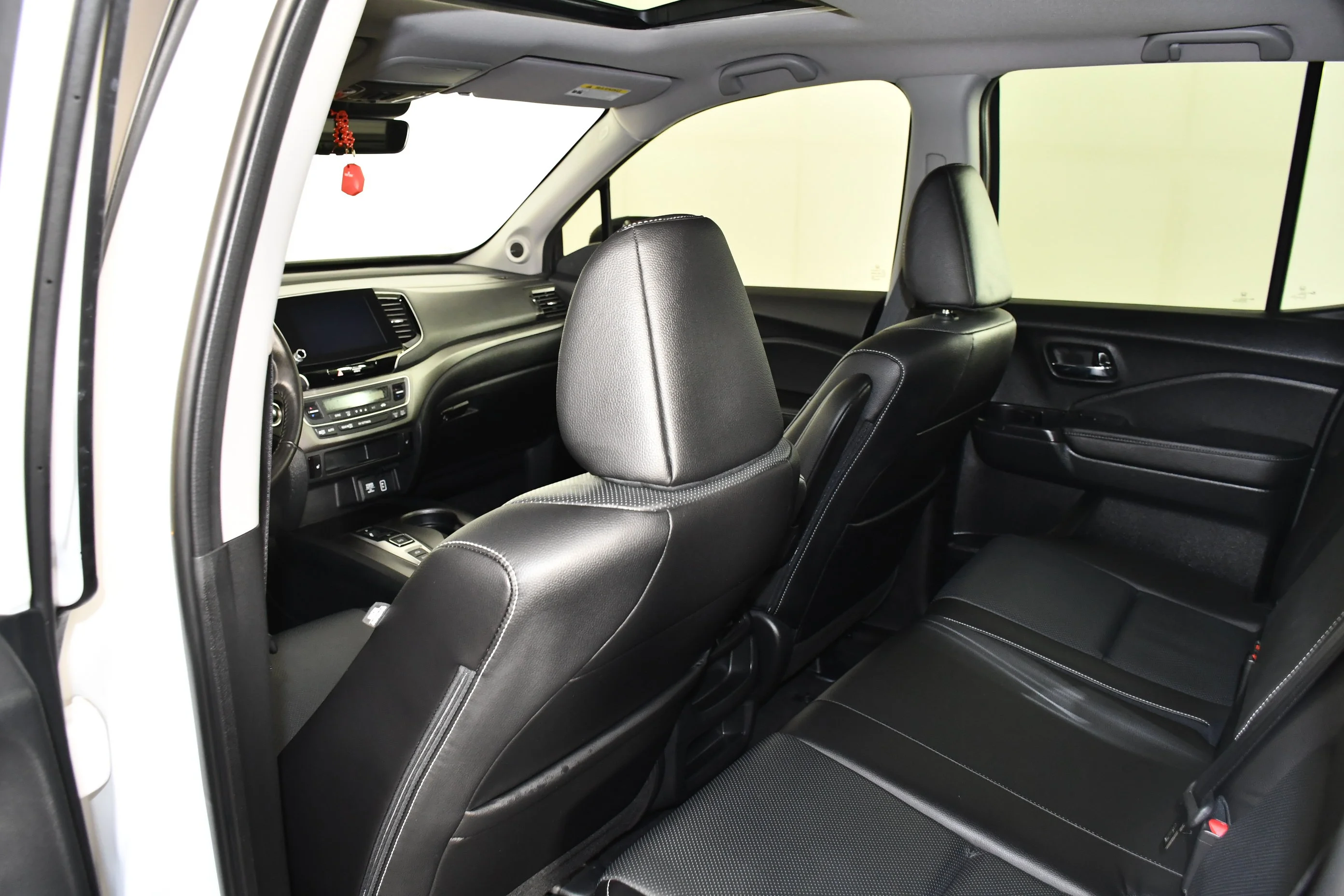 Certified Used 2023 Platinum White Pearl Honda RTL image 51