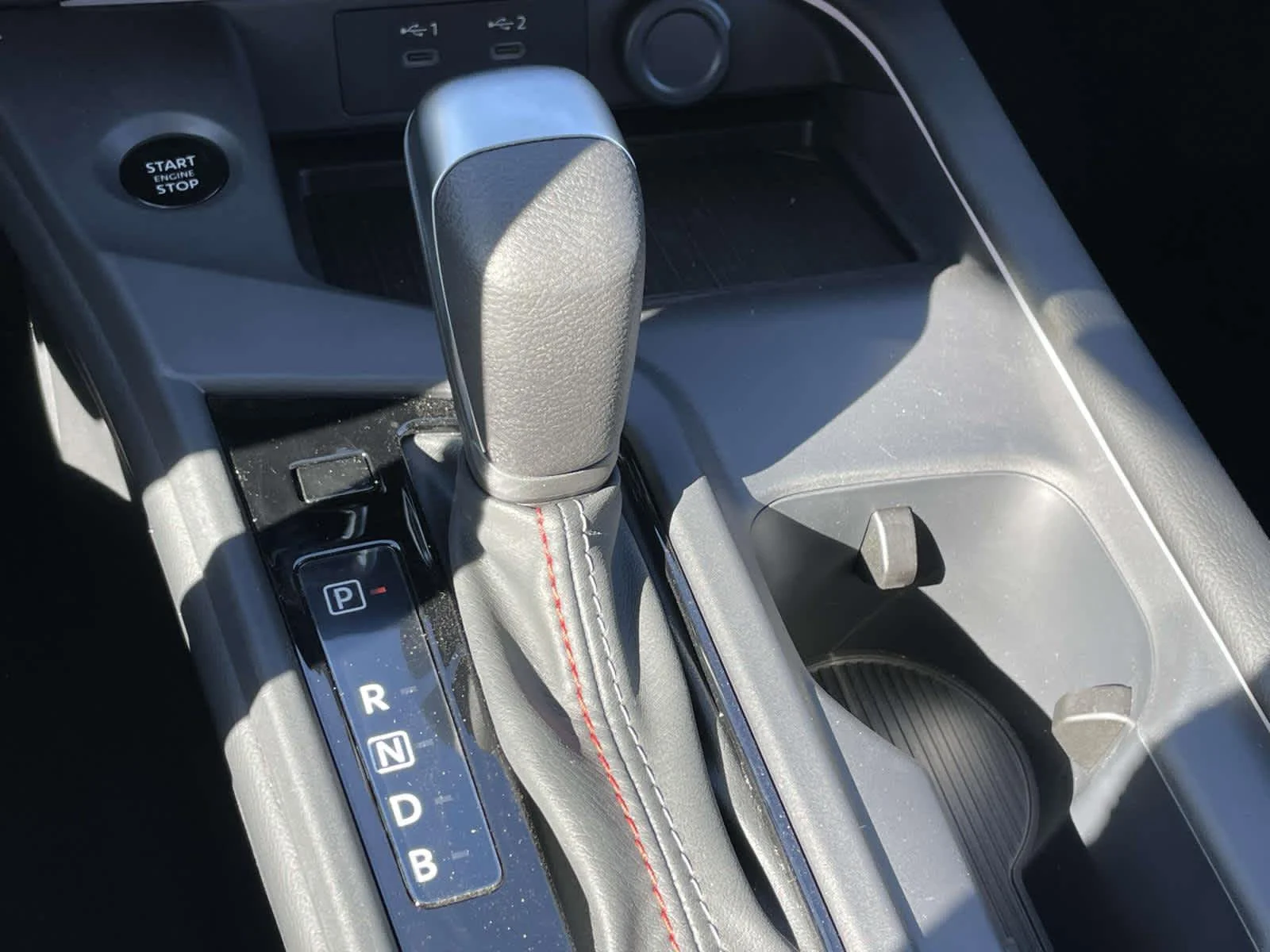 New 2026 Aspen White Tricoat/Super Black Nissan SR image 27