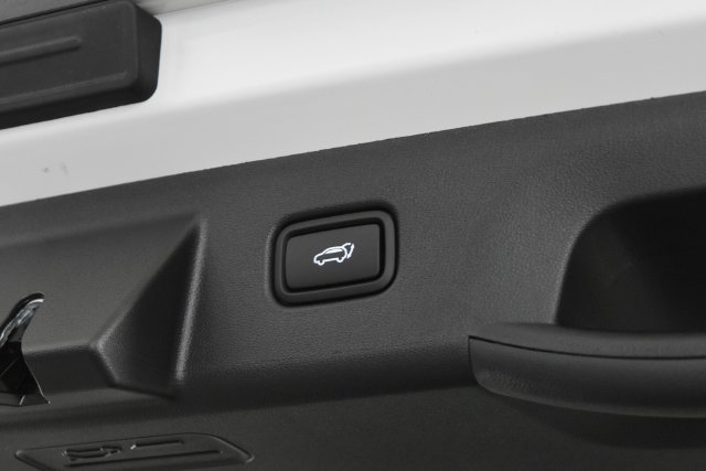 New 2026 White Hyundai SEL Premium AWD image 41
