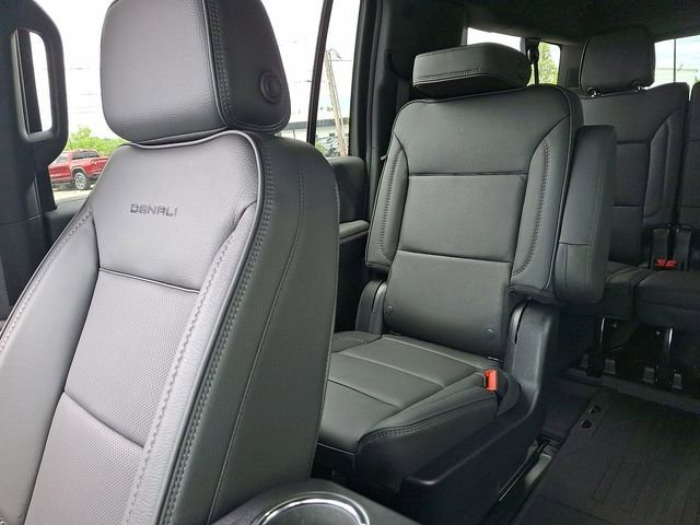 2026 GMC Yukon XL Denali - Photo 12