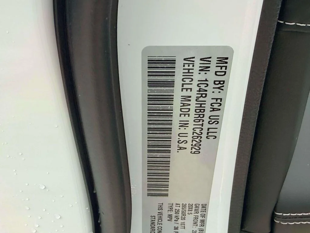 New 2026 White Jeep Limited Reserve image 16