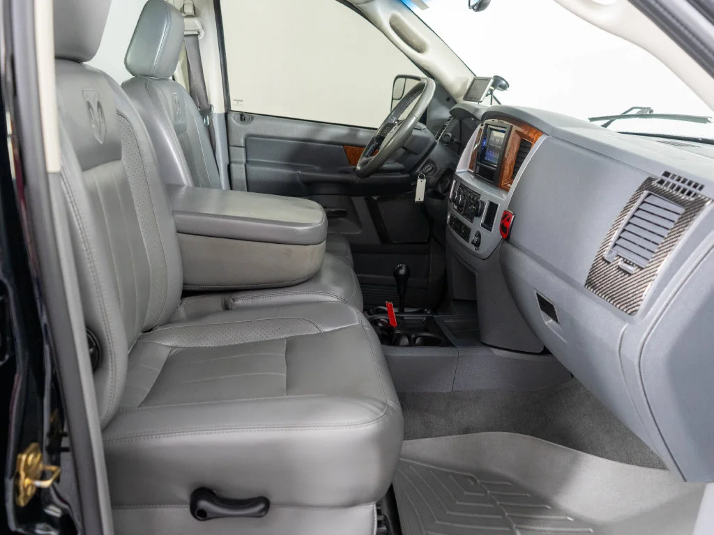 Used 2006 Black Dodge Laramie image 8