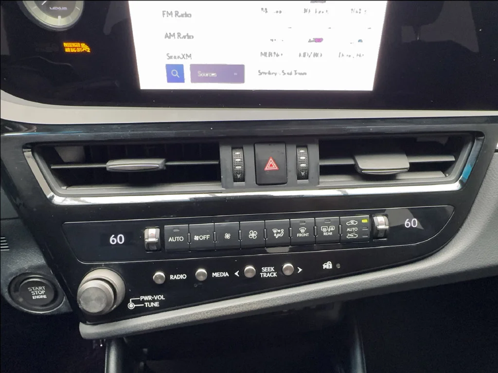 Used 2024 White Lexus 350 image 55