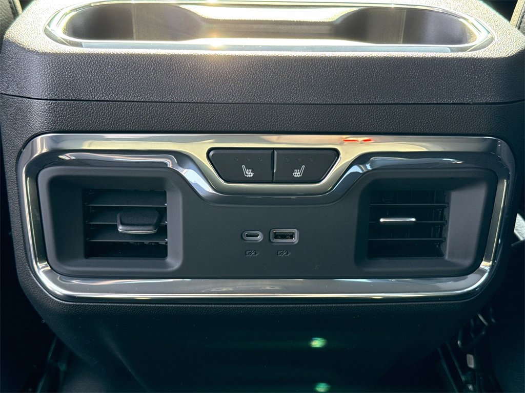 2026 GMC SIERRA - Image 30