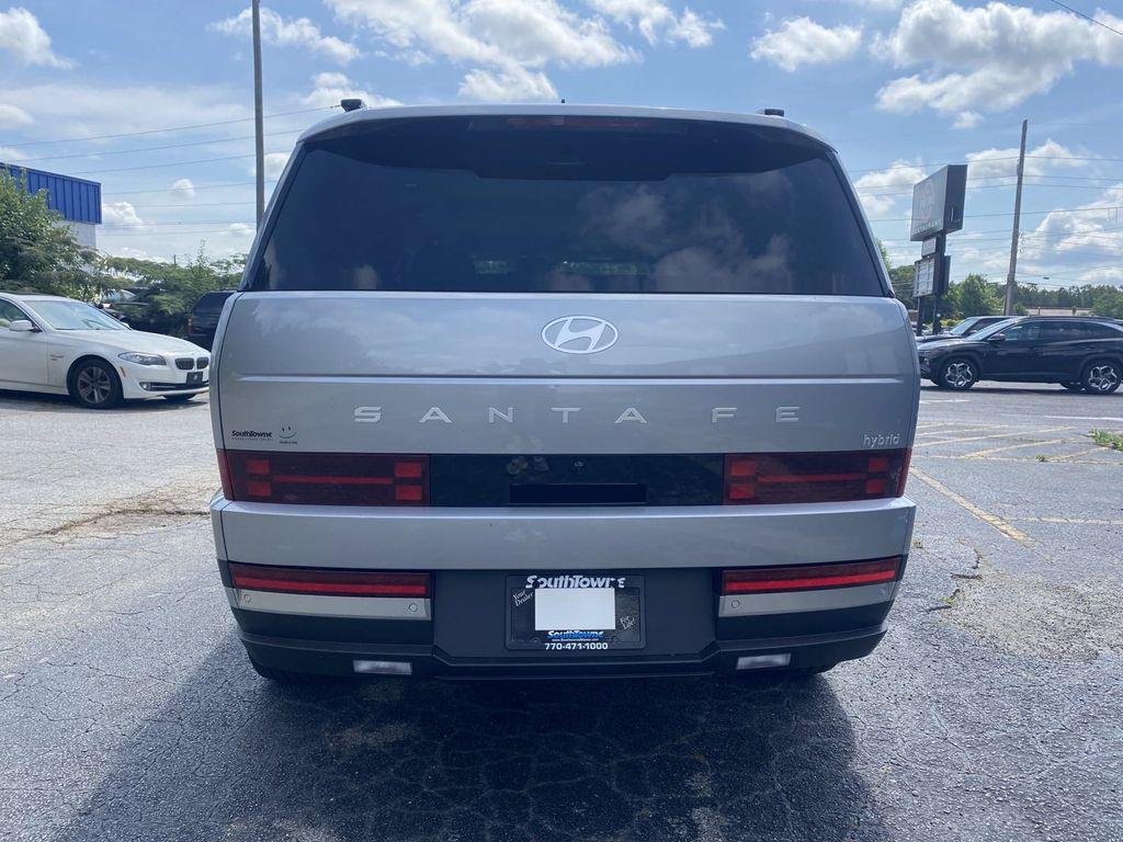 New 2024 Silver Hyundai Calligraphy FWD image 7