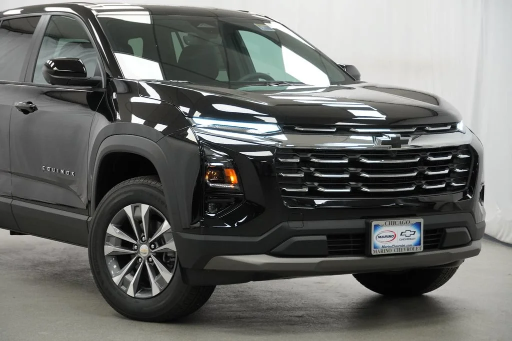 New 2026 Mosaic Black Metallic Chevrolet LT image 8