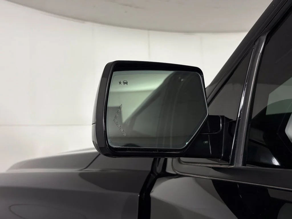 Used 2020 Black Chevrolet Premier image 14
