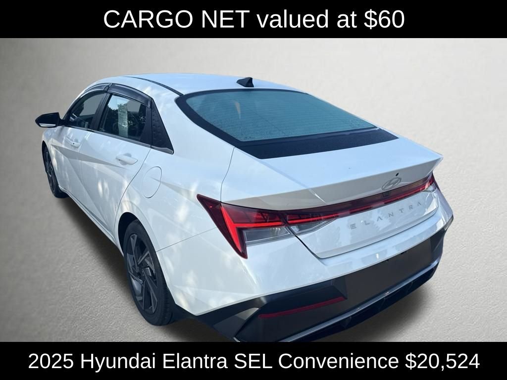 Used 2025 White Hyundai SEL Convenience image 5