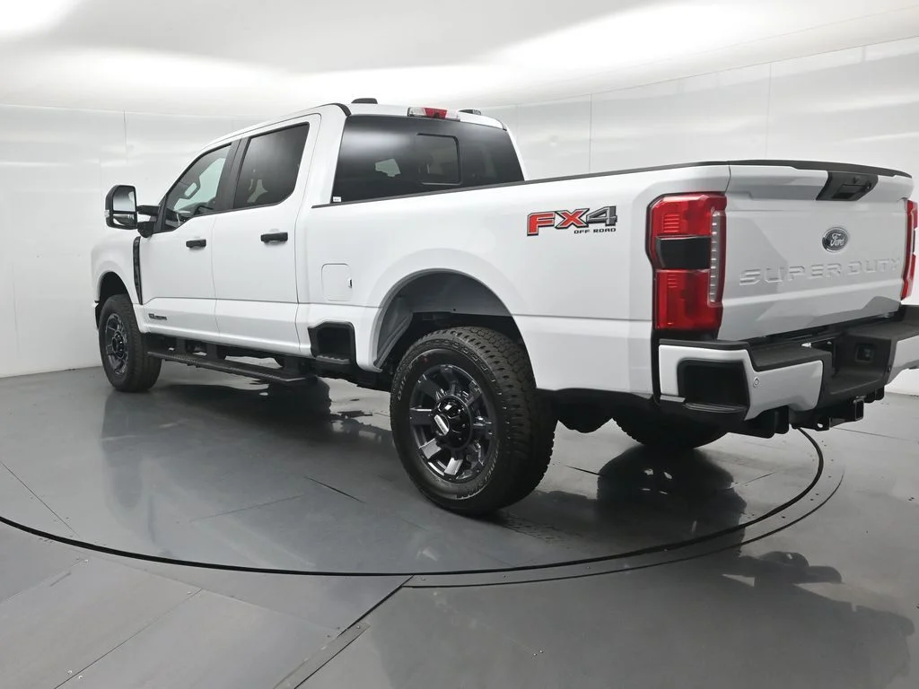 New 2026 Oxford White Ford XL image 23