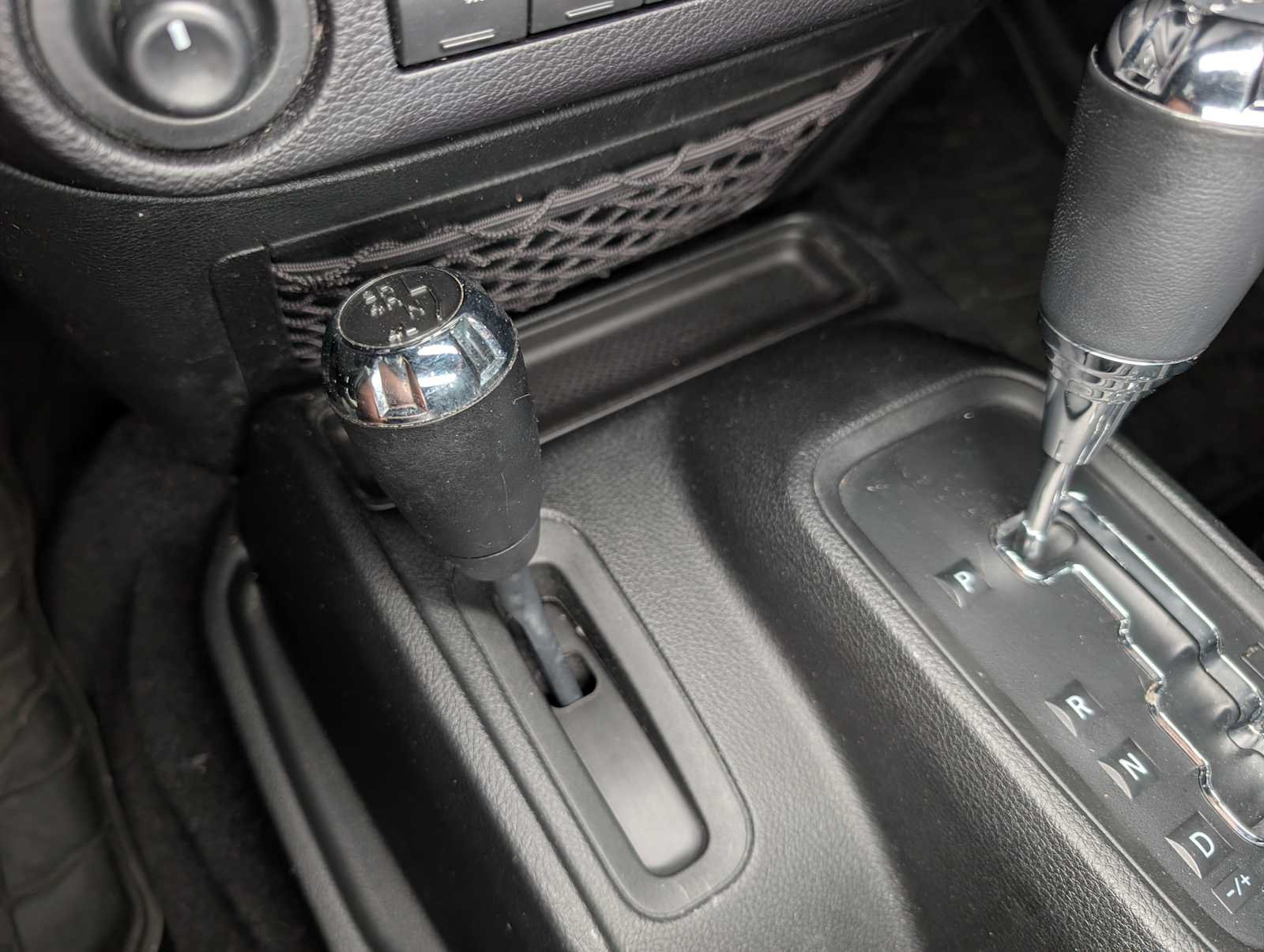 Used 2017 Rhino Clearcoat Jeep Rubicon image 28