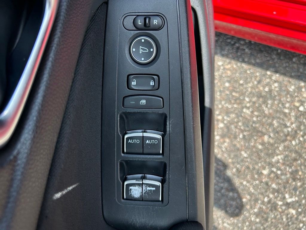 Used 2022 Red Honda LX image 20