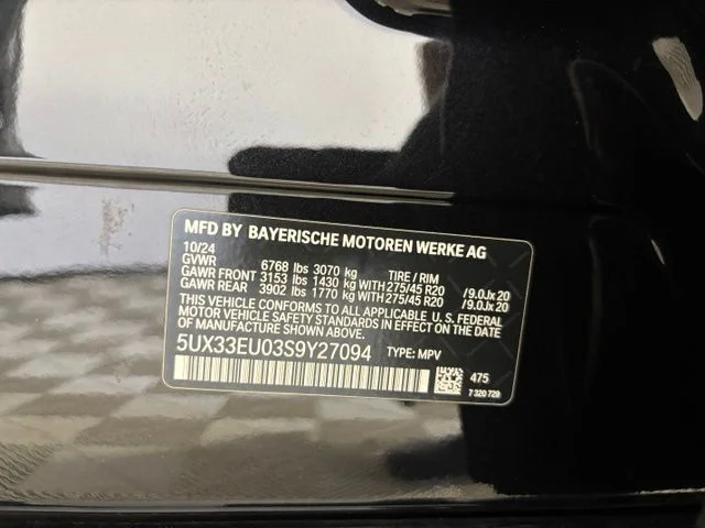 Certified Used 2025 Black Sapphire Metallic BMW M60i image 25