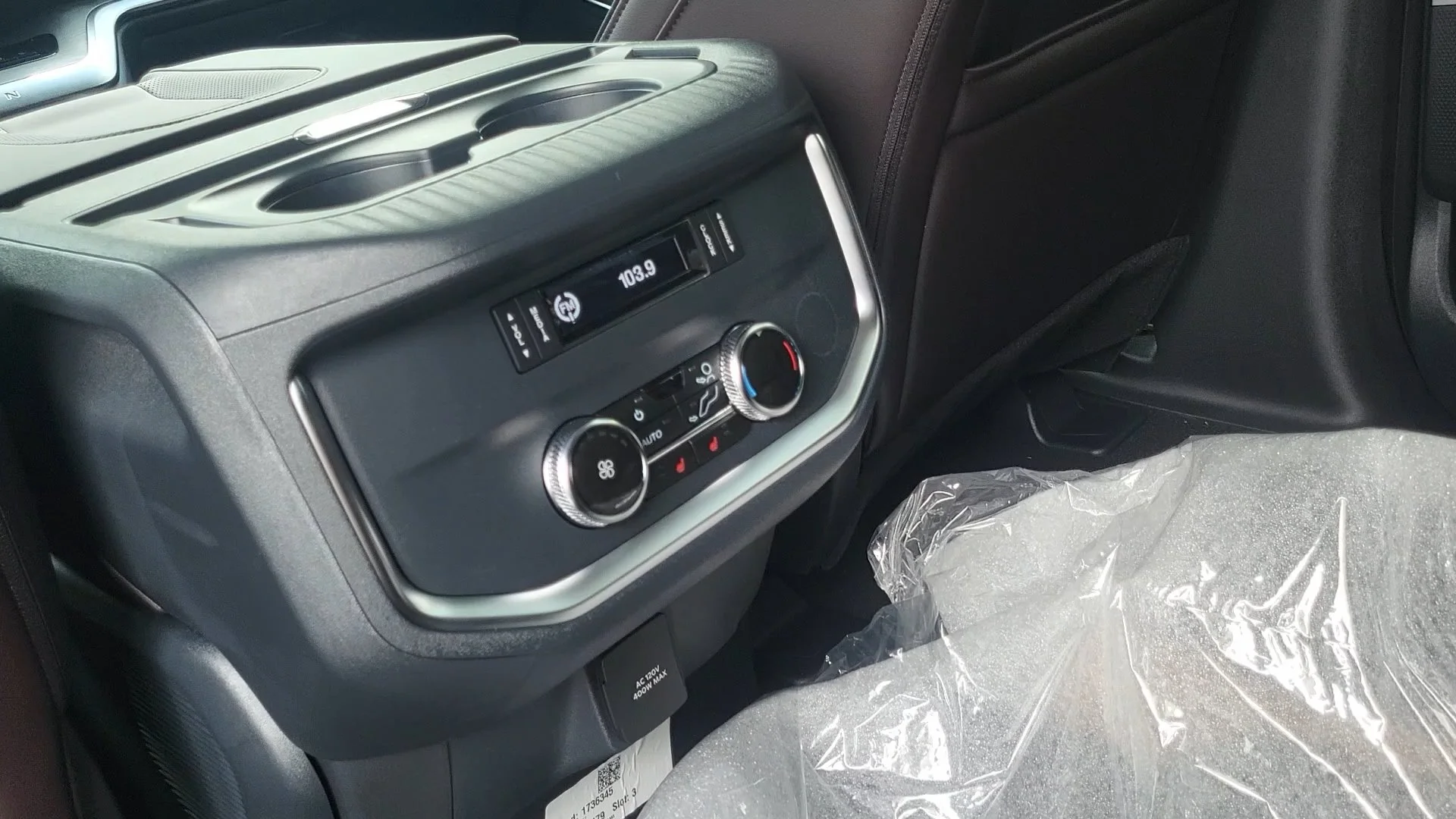 New 2027 Agate Black Metallic Ford Platinum image 20