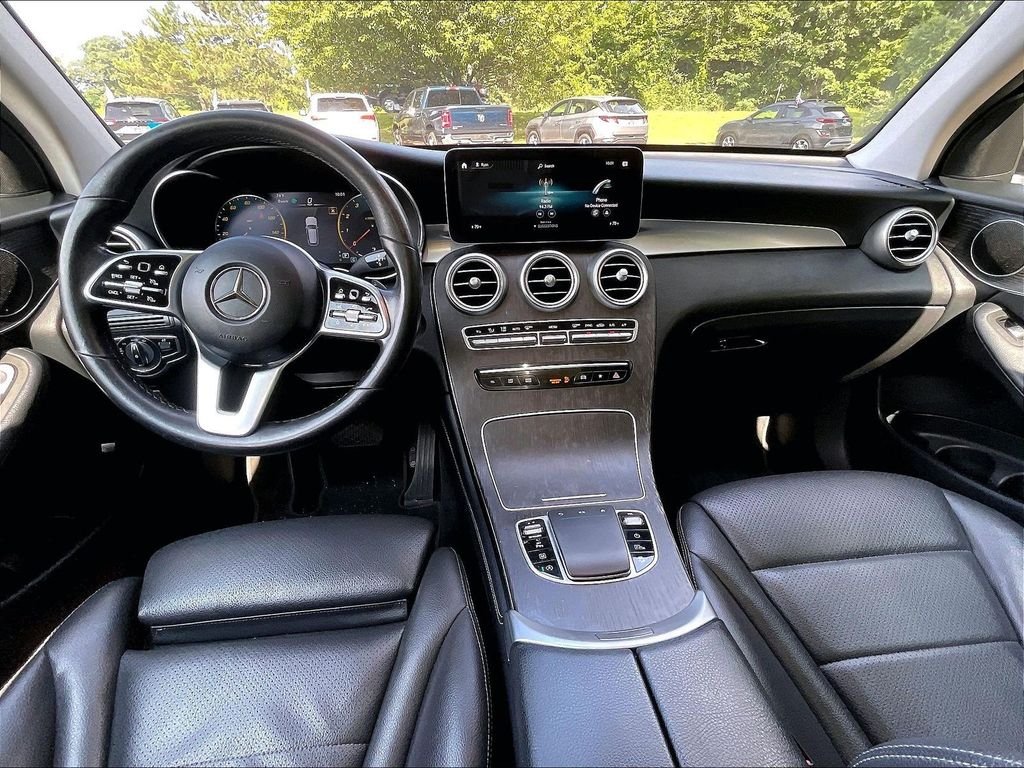 Used 2021 Gray Mercedes-Benz GLC 300 image 21