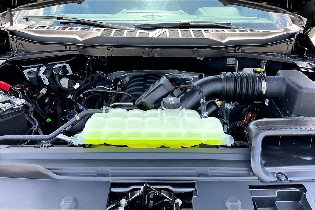 New 2026 Ford F-150 XLT 4D SuperCrew