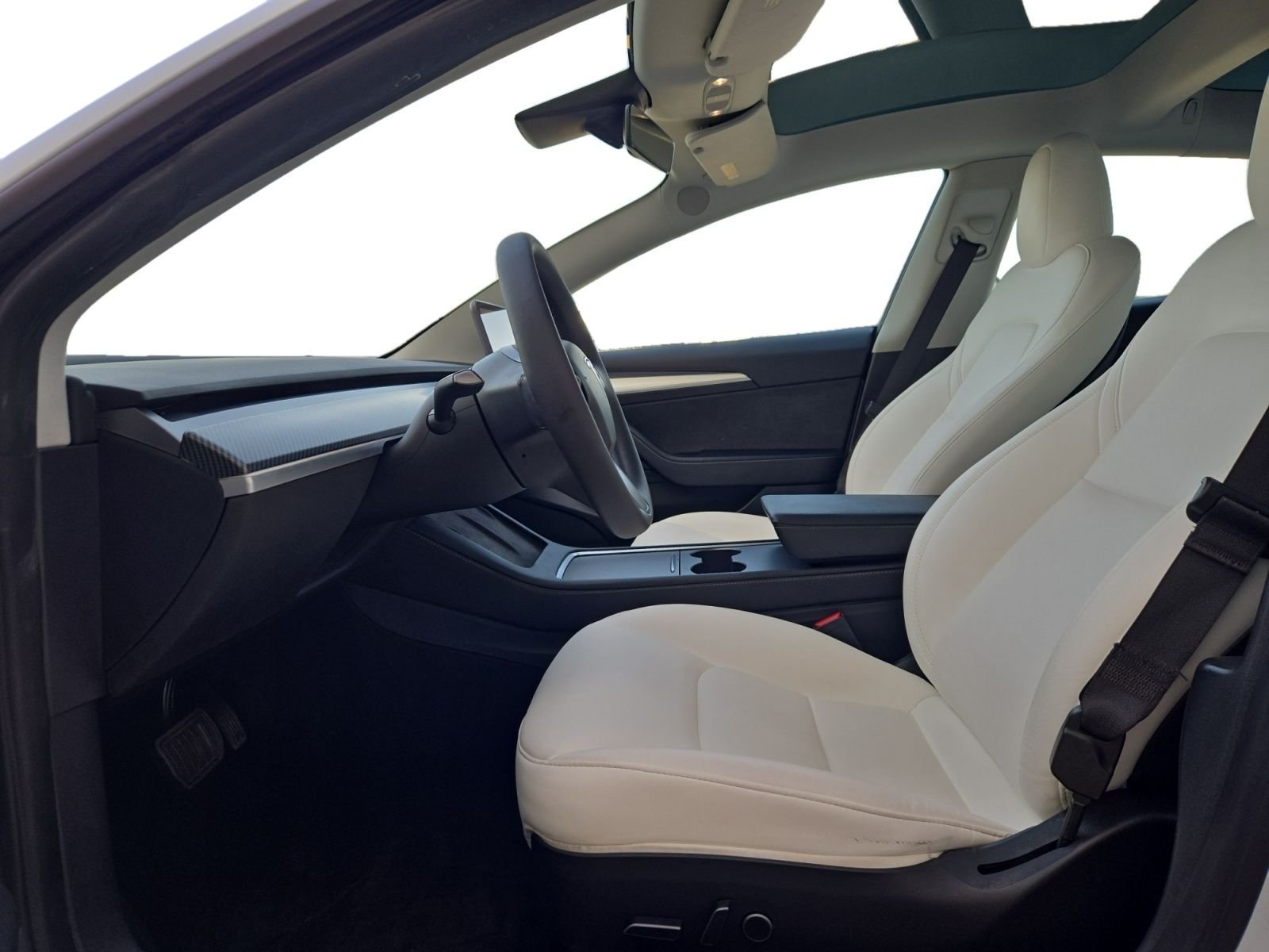 Used 2023 White Tesla Base image 13