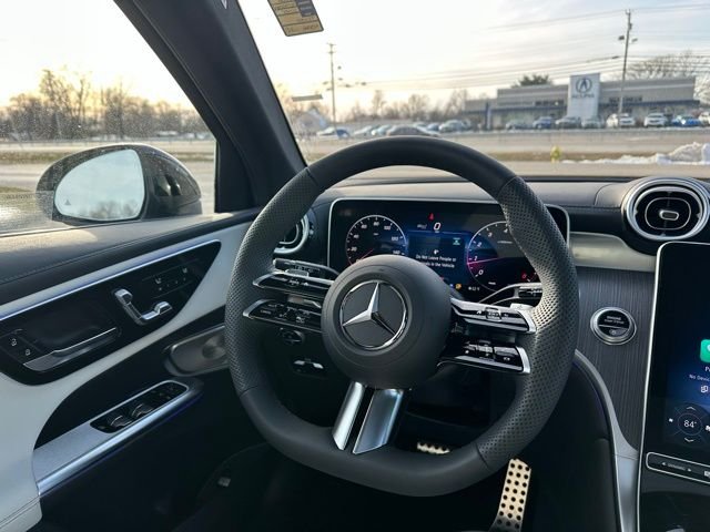Used 2026 Cirrus Silver Metallic Mercedes-Benz GLC 300 image 29