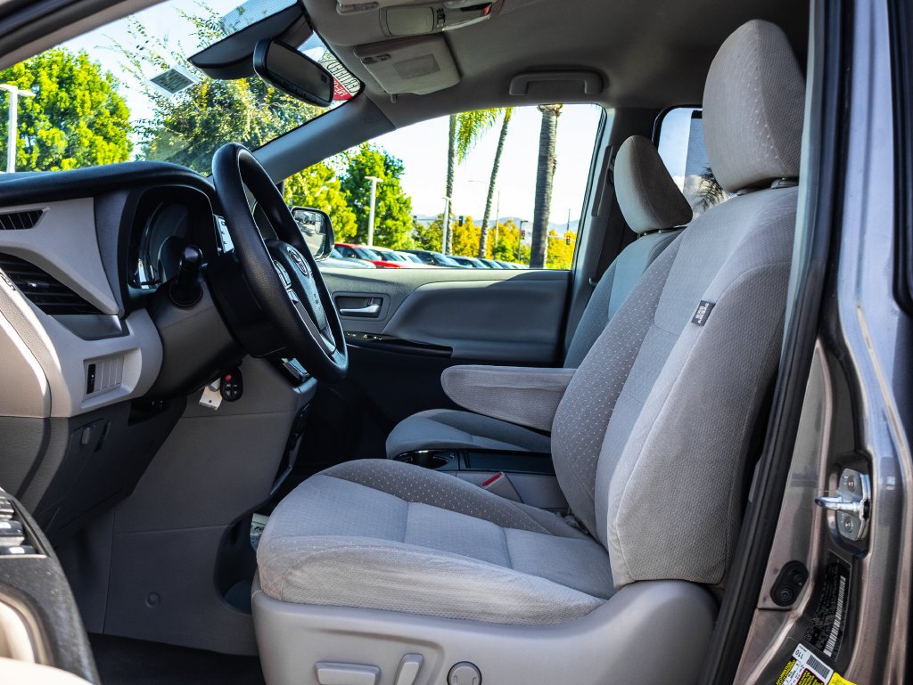 Certified Used 2018 Gray Toyota LE image 12