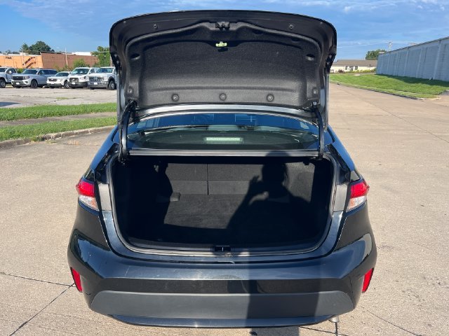 Used 2020 Black Toyota LE image 8