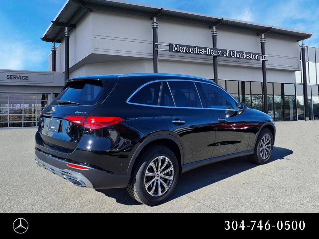 2026 Mercedes Benz GLC 300 4MATIC photo 3