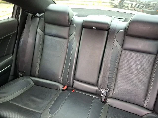 Used 2017 White Dodge SXT image 18