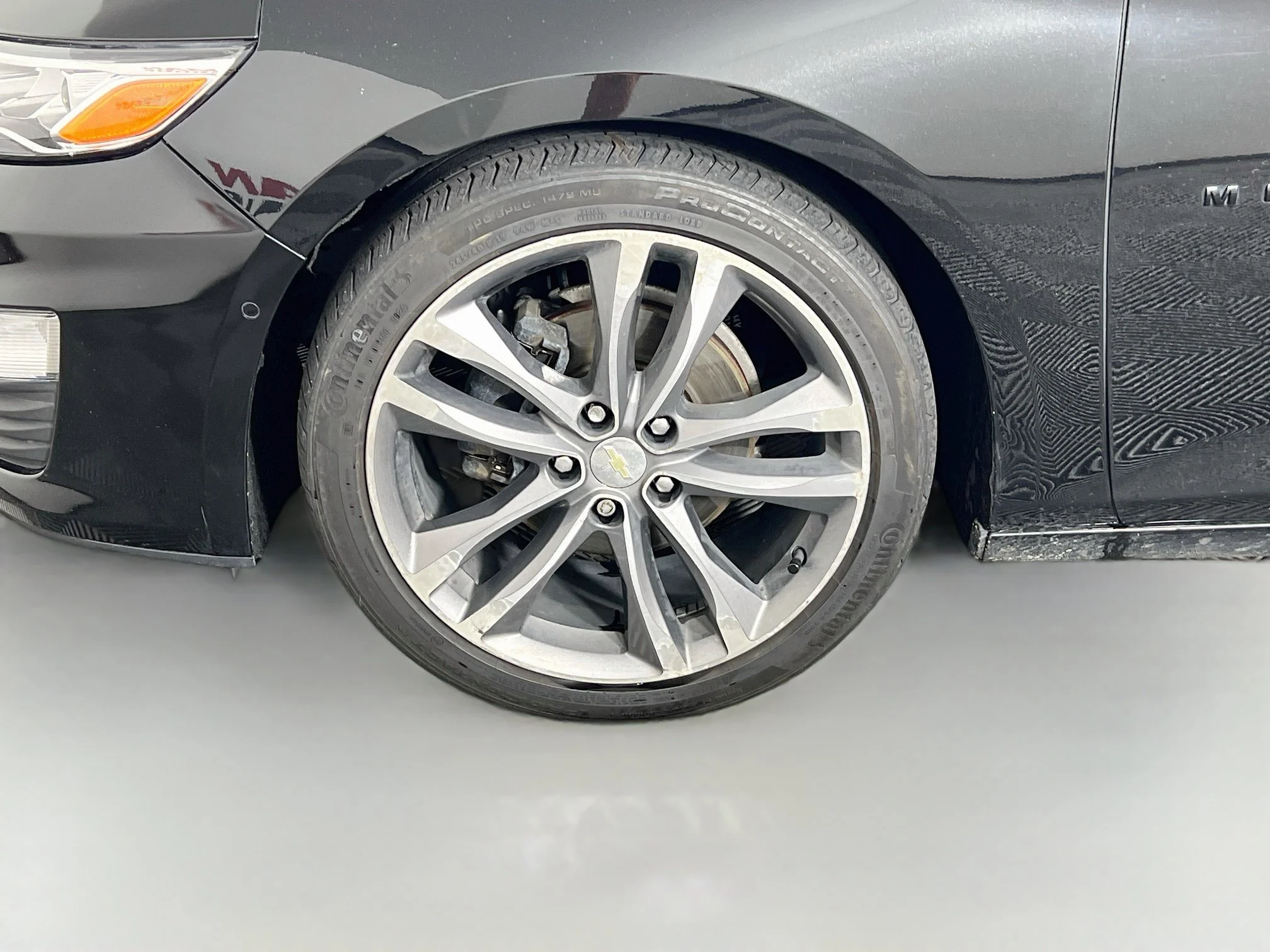 Used 2020 Mosaic Black Metallic Chevrolet PREMIER image 10