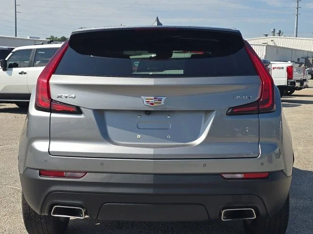 Used 2023 Silver Cadillac Luxury image 4