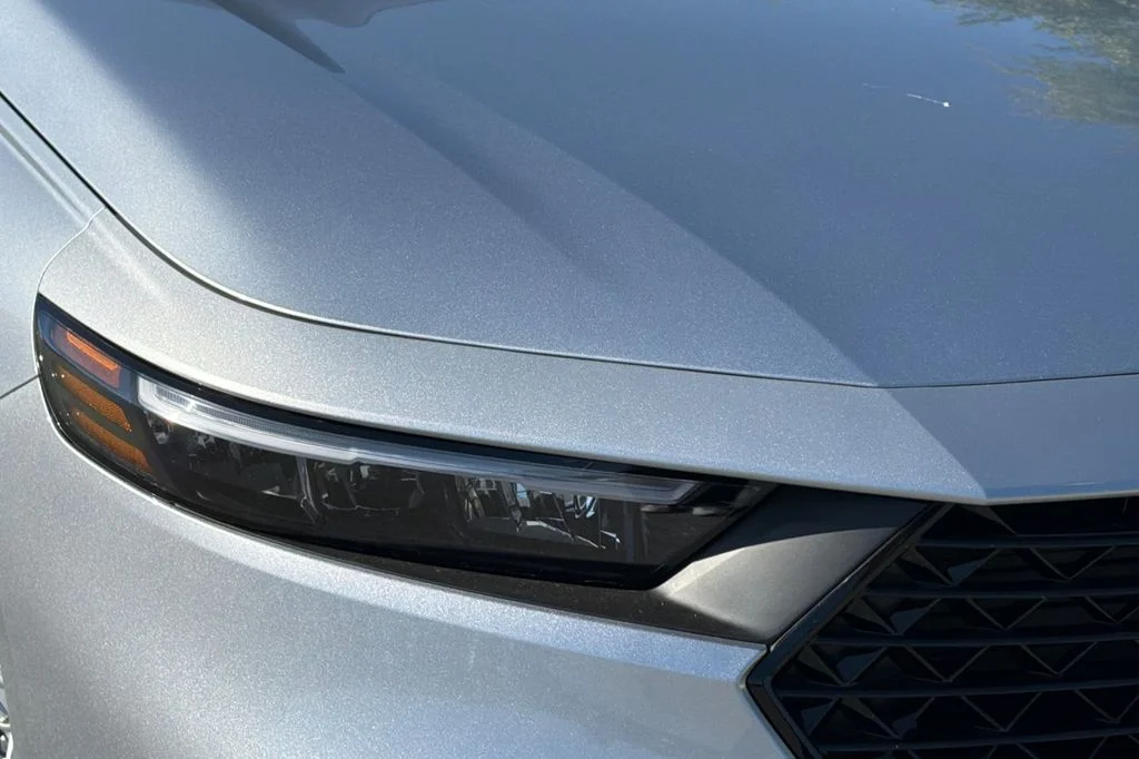 New 2026 Solar Silver Metallic Honda LX image 29