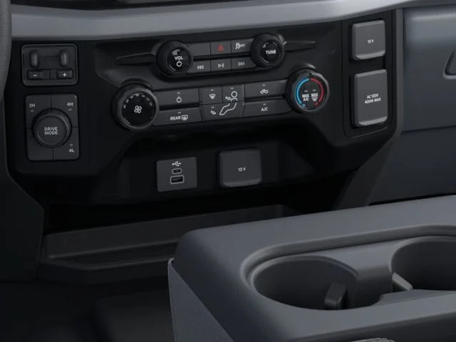 2025 Ford F-350 Super Duty Chassis Cab XL - Photo 15